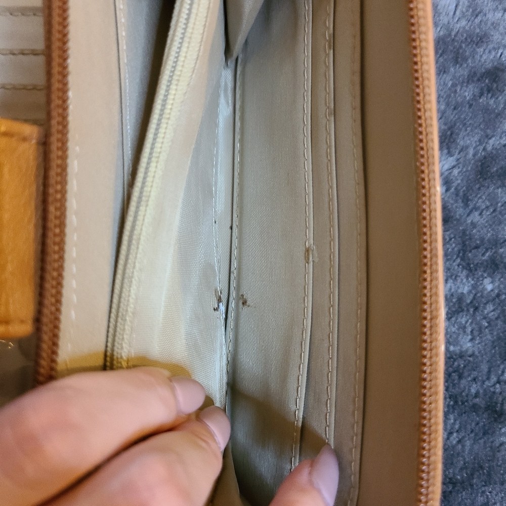 Multi-pocket Wallet - Picture 2 of 8